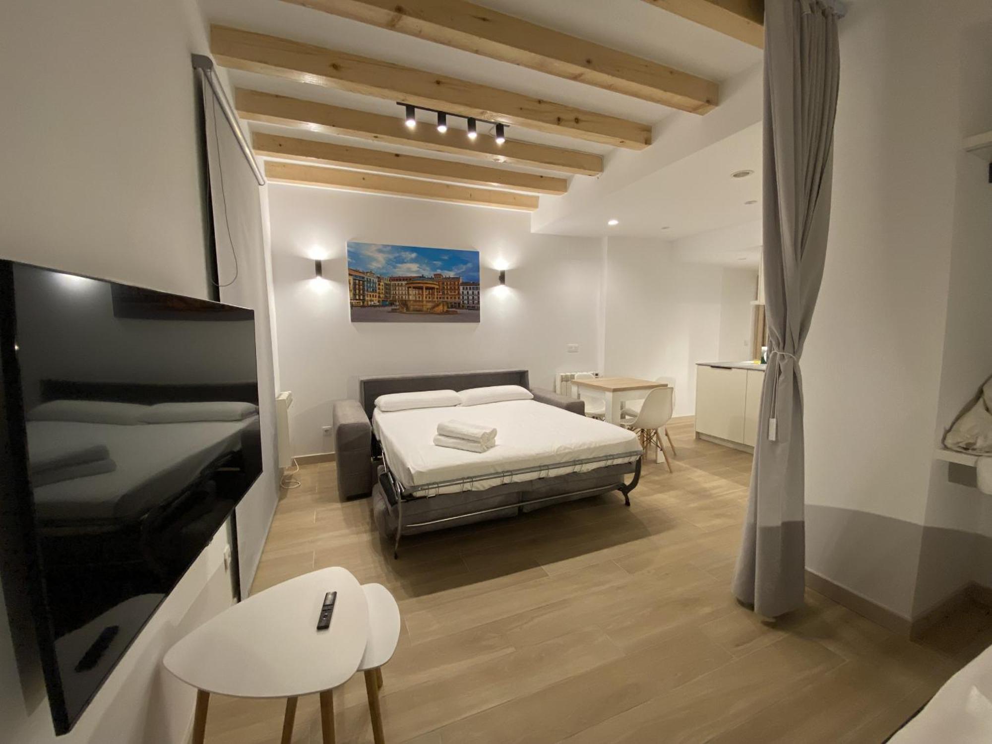 Tuapartamento Lindapamplona Apartment Екстериор снимка