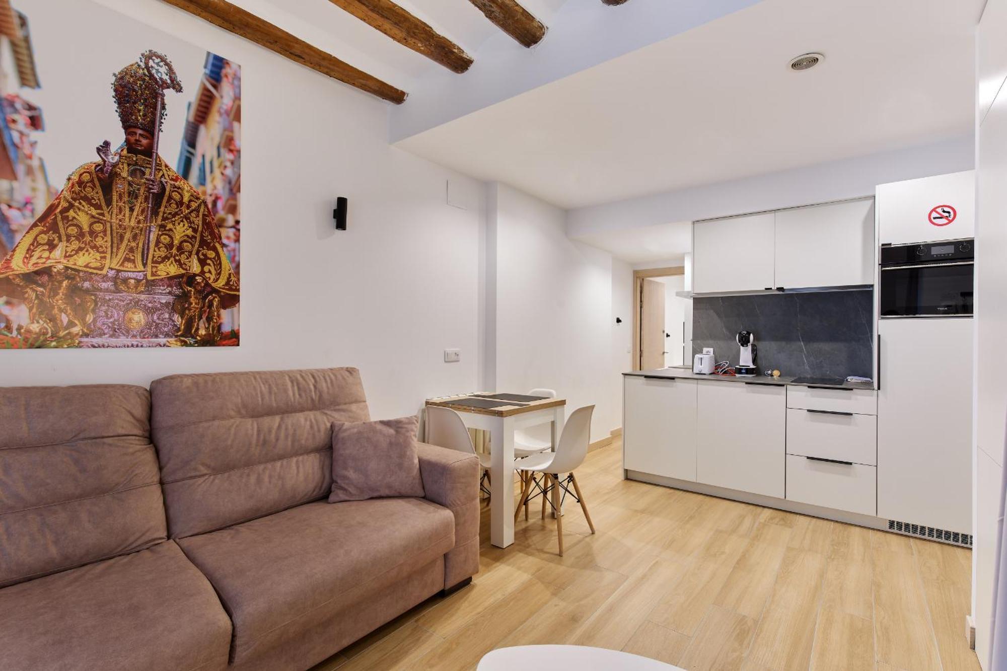 Tuapartamento Lindapamplona Apartment Екстериор снимка