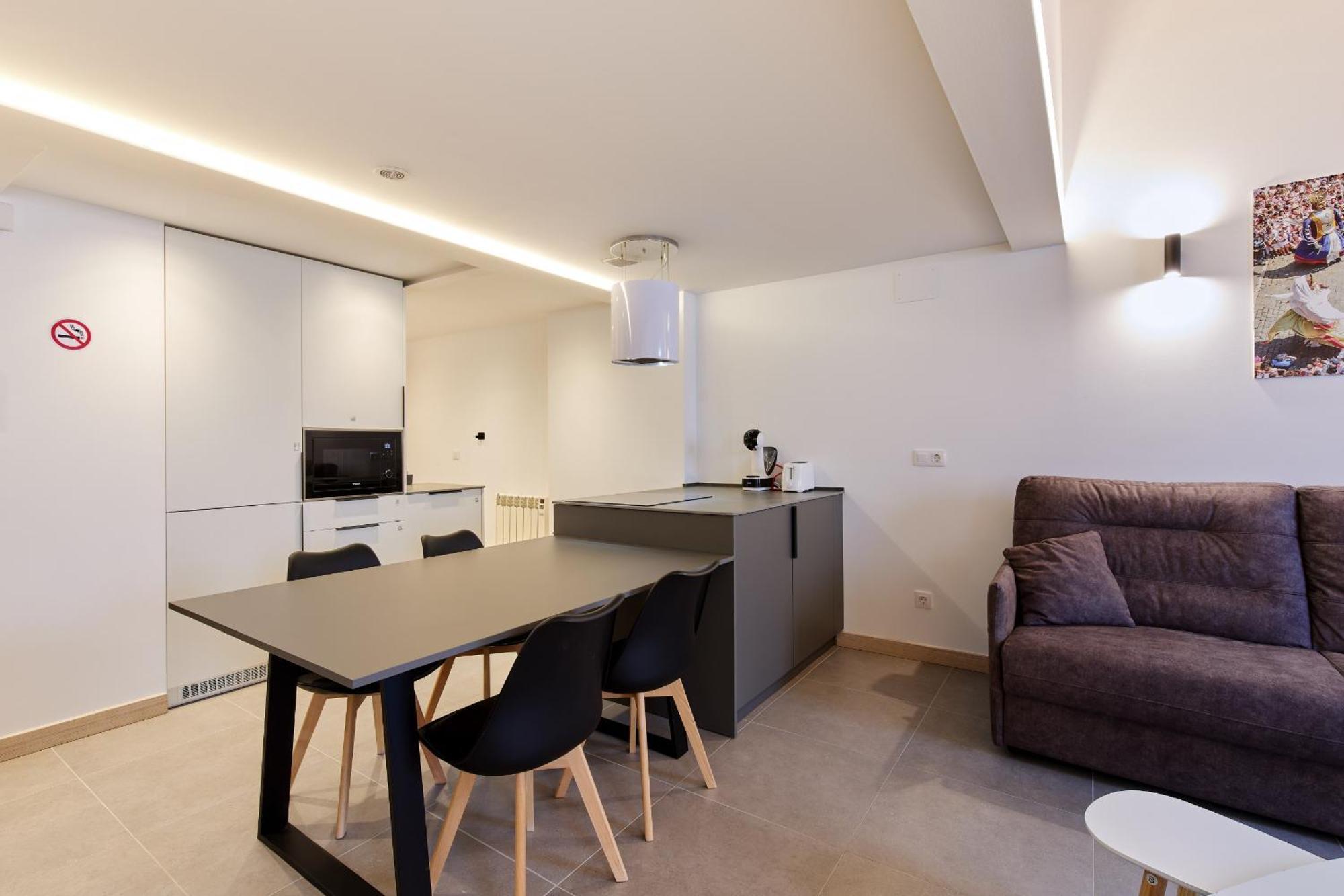 Tuapartamento Lindapamplona Apartment Екстериор снимка