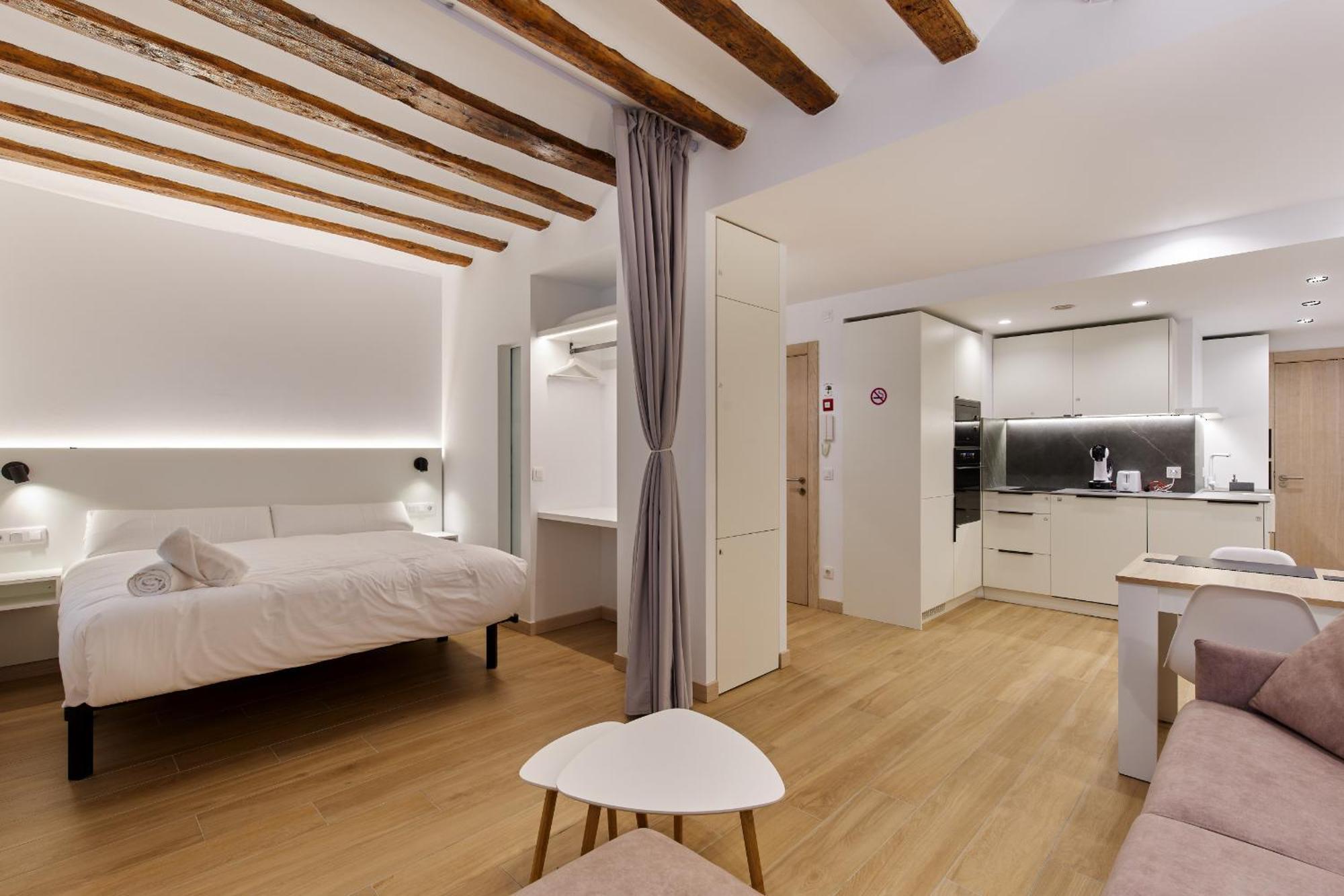 Tuapartamento Lindapamplona Apartment Екстериор снимка