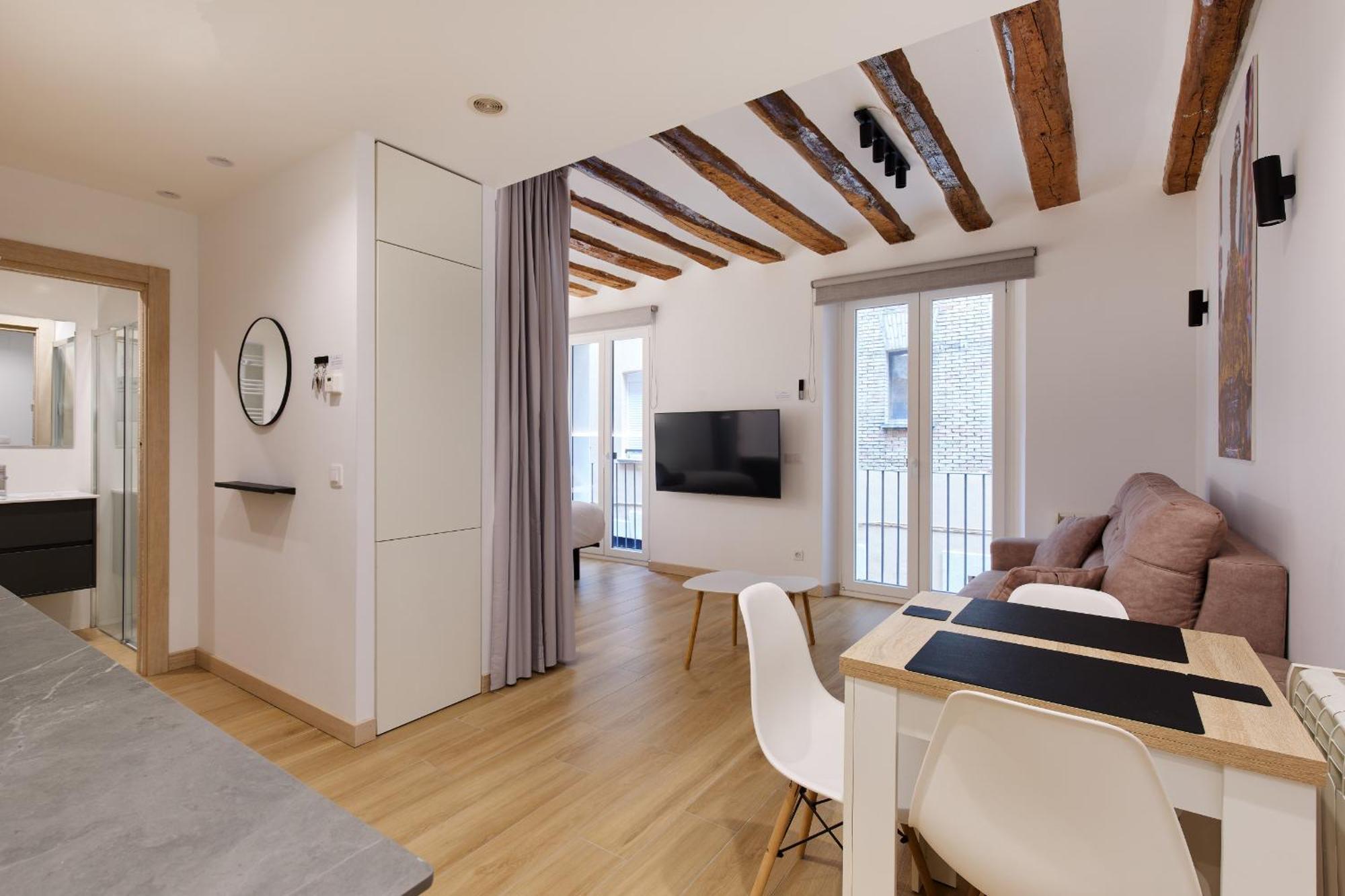 Tuapartamento Lindapamplona Apartment Екстериор снимка