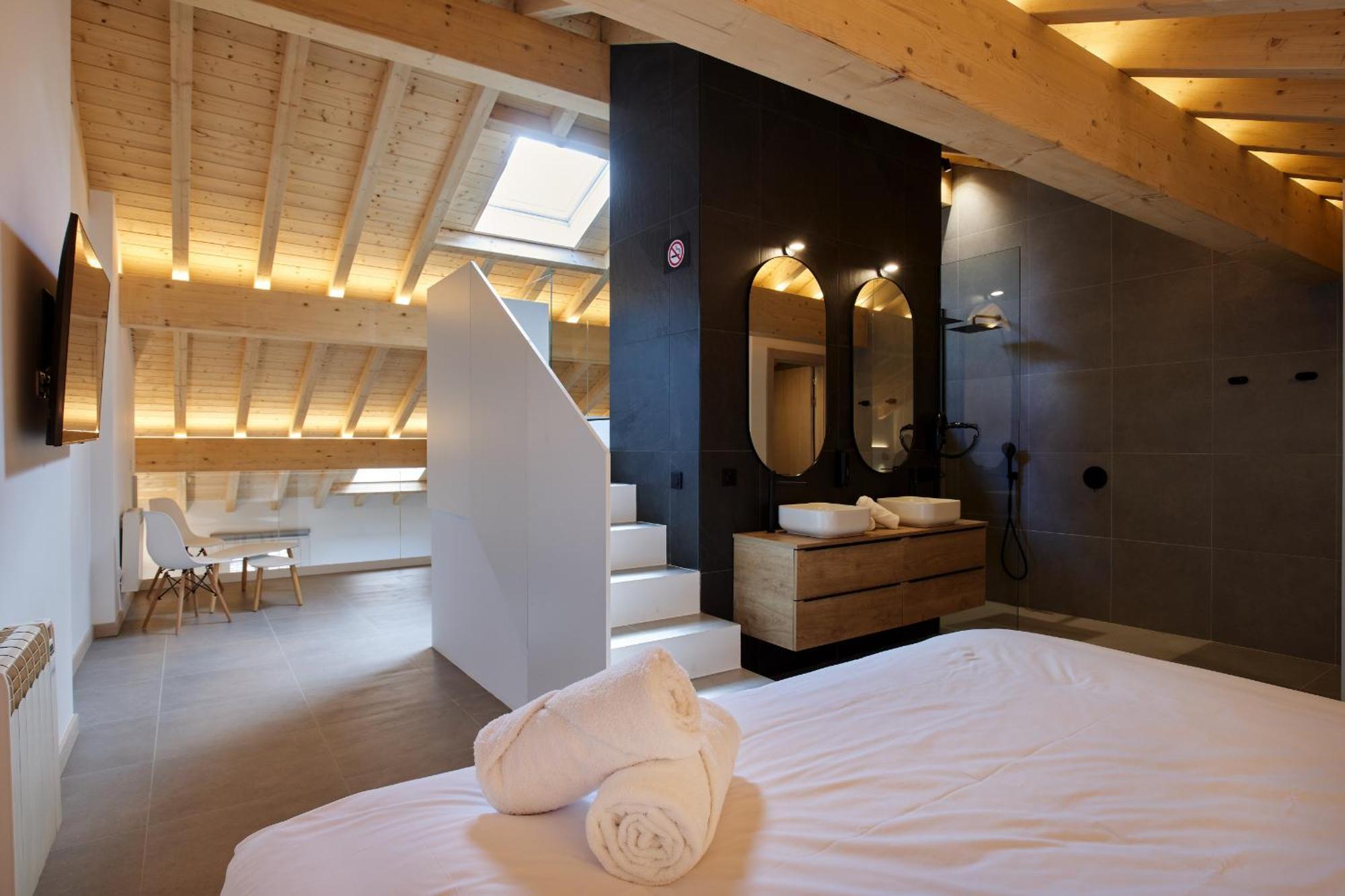 Tuapartamento Lindapamplona Apartment Екстериор снимка